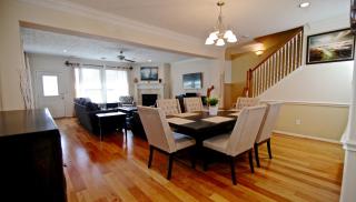 River Oaks 4BD Home Walkable to Whole Foods & Eateries - 8