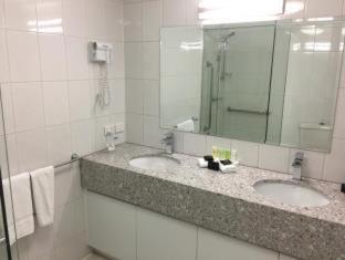 Kimberley Gardens Hotel, Serviced Apartments and Serviced Villas - Melbourne - 1
