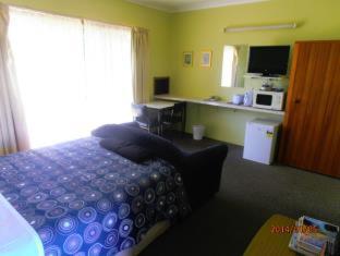 Opal Motel - 9