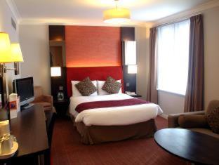 The Dragon Hotel - Swansea - 9