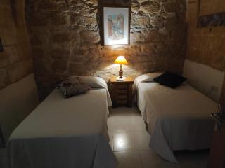 Amelia's House of Character - 6