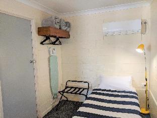 Sail Inn Motel - Yeppoon - 1