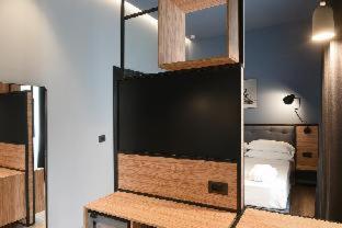 The Poet Hotel - 2