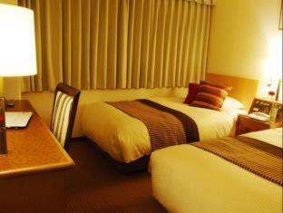 Central Hotel - Yokosuka - 9