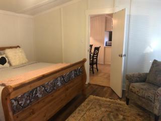 Beaufort SC New Renovation, Close to Parris Island, Historic Downtown, Beautiful Beaches, Sleeps 8 - Beaufort - 3