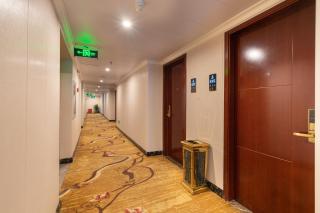 Rongle Business Hotel - 1