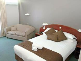 Hospitality Esperance SureStay Collection by Best Western - 3