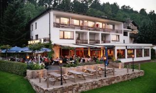 Hotel Am Rosenberg - Bad Driburg - 0