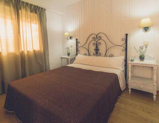 Hotel la Muñequilla - Miraflores de la Sierra - 1