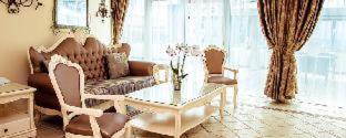 Flamingo Suites Boutique Hotel - 4