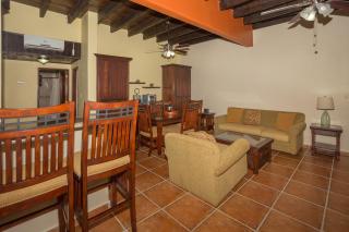 Caribbean Breeze 6B Condo - Roatán - 1