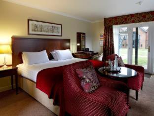 Macdonald Elmers Court Hotel - Lymington - 3