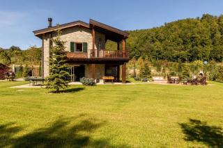 JOIVY Superb Villas with Tennis Court, Garden and BBQ area - Valle - 5