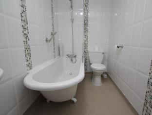 Lion Hotel & Studio Apartments - Criccieth - 6