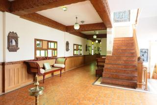 Kovalam Beach Hotel - Kovalam - 8