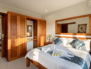 Echo Beach Townhouses - 7