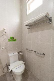 Ara Inn Bed And Breakfast by ecommerceloka - 3