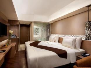 Ramada by Wyndham Bali Sunset Road Kuta - Kuta - 6