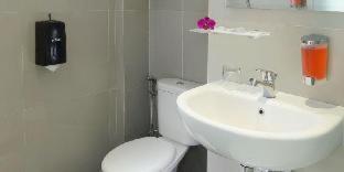 Zizz Convention Hotel - Denpasar - 3
