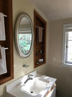 Driftwood Village Cottages - Sturdies Bay - 5