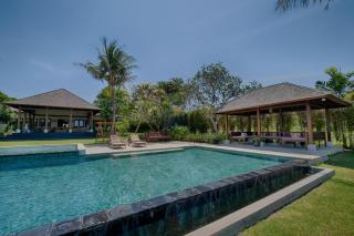 Ketewel Villa by Sanga Sanga Hospitality - Gianyar - 3