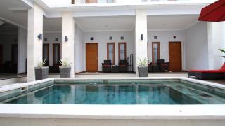 Tom Guest House - Legian - 4