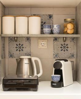 1 KM from The Acropolis 1 Bedroom Apt Netflix And Washing Machine - Athene - 3