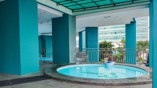 Elegant and Comfy 1BR Green Central City Glodok Apartment By Travelio - Jakarta - 5
