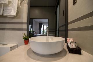 Bin Bin Hotel 7 - Near TON DUC THANG University - 1