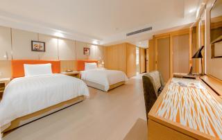Royal Dragon Hotel - 5