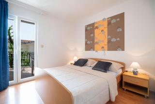 Apartments Ivanka - Okrug Gornji - 4