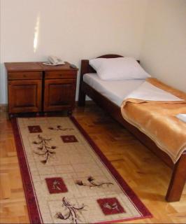 Hotel Delta - 8
