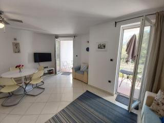 Apartment Nika, 4*, 2-bedroom, barbecue - Baška - 6