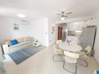 Apartment Nika, 4*, 2-bedroom, barbecue - Baška - 9