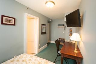 Irving House at Harvard - Cambridge - 0