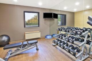 Holiday Inn Express Detroit-Warren/General Motors Technology Center by IHG - Warren - 5