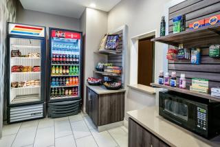 Holiday Inn Express Hotel and Suites Fort Worth/I-20 - Fort Worth - 7