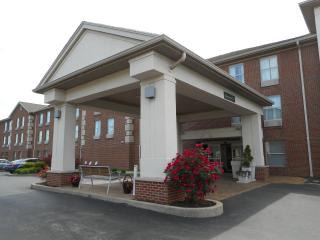 Holiday Inn Express Fairfield by IHG - Fairfield - 0