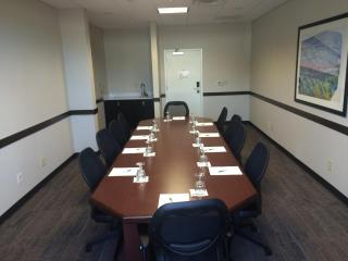 Holiday Inn Greensboro Coliseum by IHG - Greensboro - 7