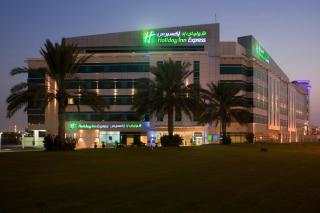 Holiday Inn Express Dubai Airport by IHG - Dubai - 4