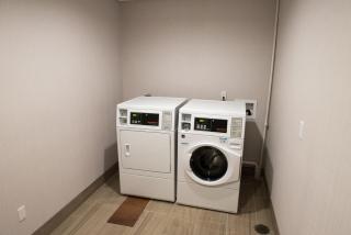 Holiday Inn Express & Suites - Fort Wayne North by IHG - 8