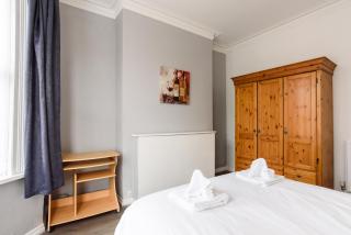 Handpost Lodge - Newport - 6