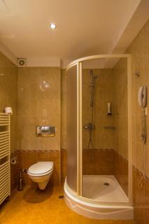 Hotel Forum - Free Parking for cars - 1