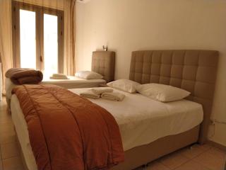 Delfini Hotel - Piraeus - 2