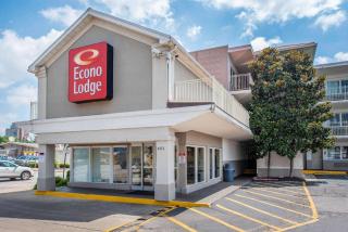 Econo Lodge Downtown - Louisville - 0