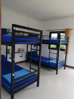 Sea Breeze Backpacker - Haad Rin - 2