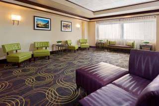 Holiday Inn Clark - Newark by IHG - Clark - 1
