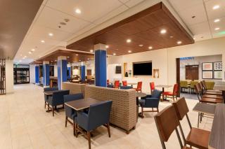 Holiday Inn Express & Suites - Dodge City by IHG - Dodge City - 3