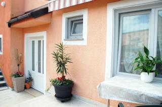 Apartments Skorup - Ičići - 1