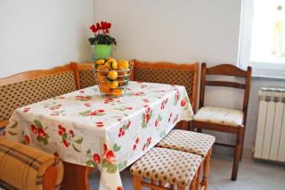 Apartments Skorup - Ičići - 1